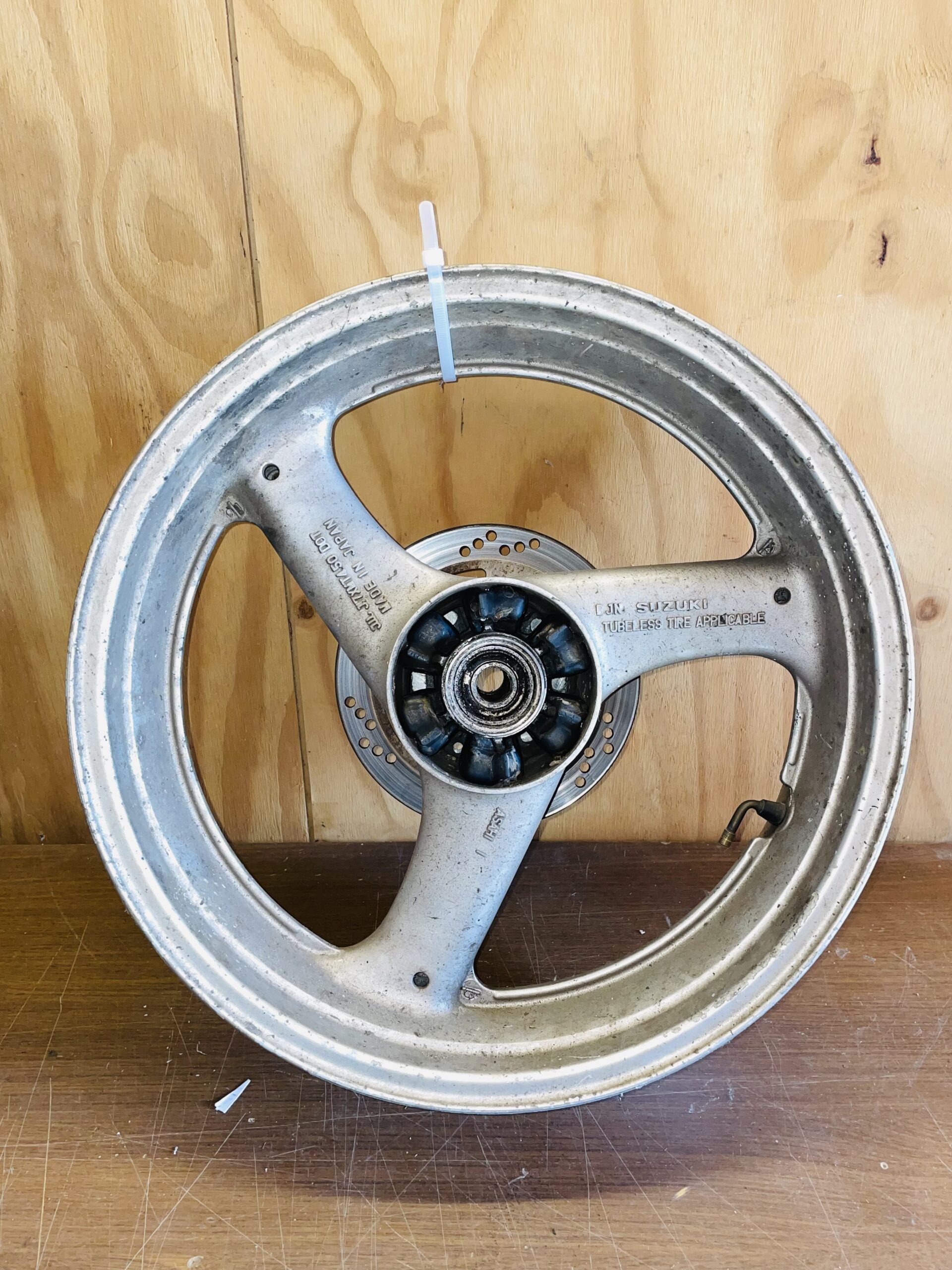 Rear wheel, Suzuki RGV VJ 22 - 90Parts webshop